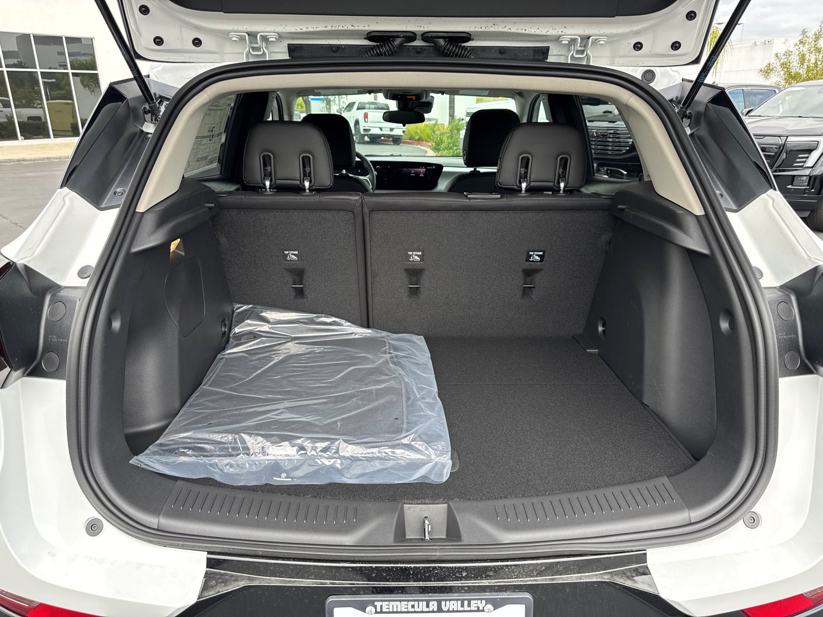 New 2026 Buick Encore GX Sport Touring FWD image 9
