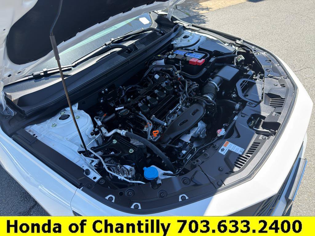 Used 2025 Honda Accord SE image 32