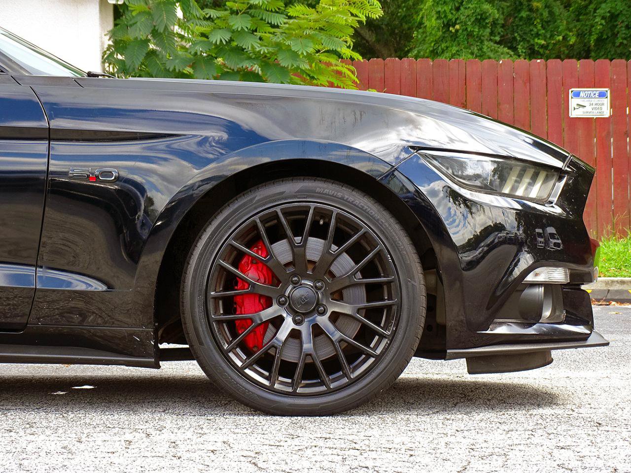 Used 2017 Ford Mustang GT Premium w/ Equipment Group 401A RWD image 15