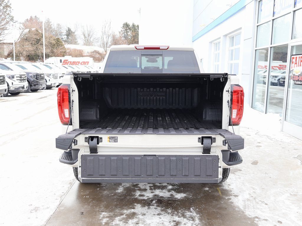 New 2026 GMC Sierra 1500 AT4 w/ AT4 Premium Package AWD/4WD image 36