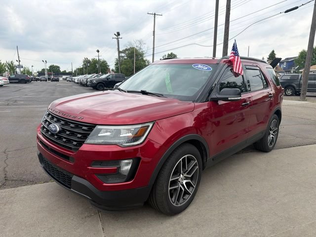 Used 2016 Ford Explorer Sport w/ Equipment Group 401A AWD/4WD image 2