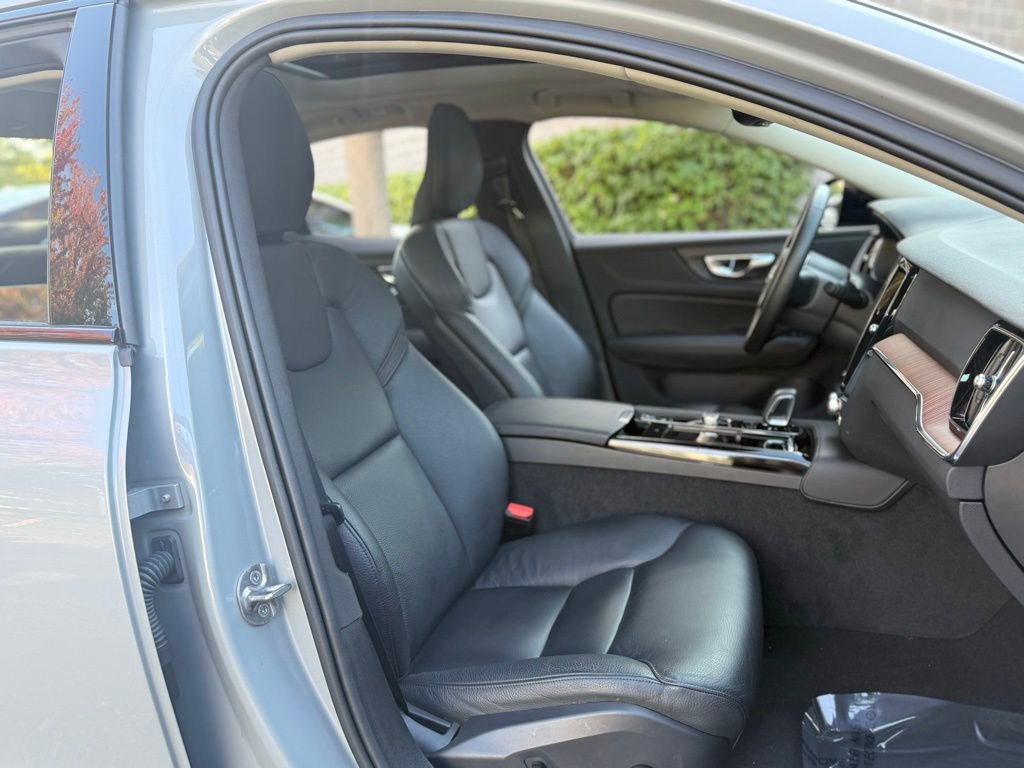 Used 2025 Volvo S60 T8 Plus w/ Climate Package image 20