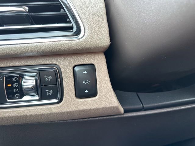 Used 2022 Lincoln Navigator Reserve AWD/4WD image 49