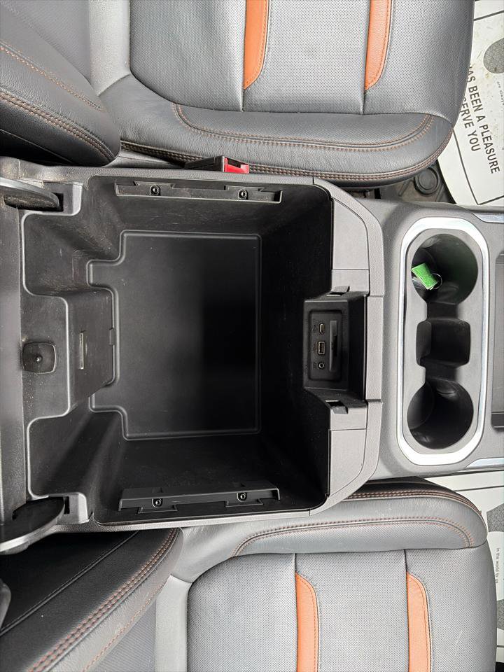 Used 2022 GMC Sierra 2500 AT4 w/ Gooseneck/5TH Wheel Package image 11