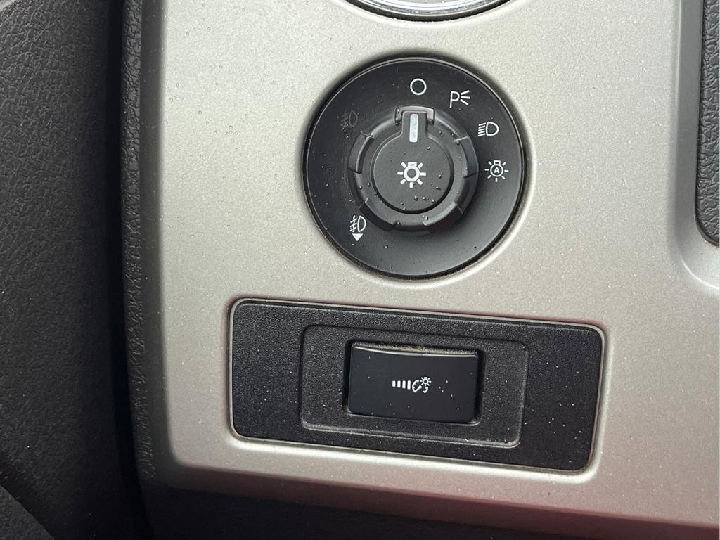 Used 2012 Ford F150 Lariat w/ Lariat Chrome Pkg AWD/4WD image 21