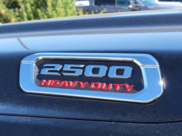 Used 2024 RAM 2500 Tradesman w/ Chrome Appearance Group image 13
