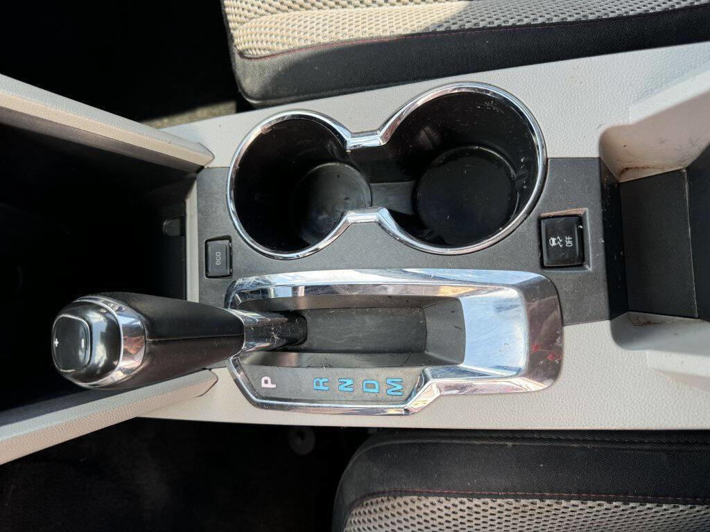 Used 2017 Chevrolet Equinox LT w/ Convenience Package image 18