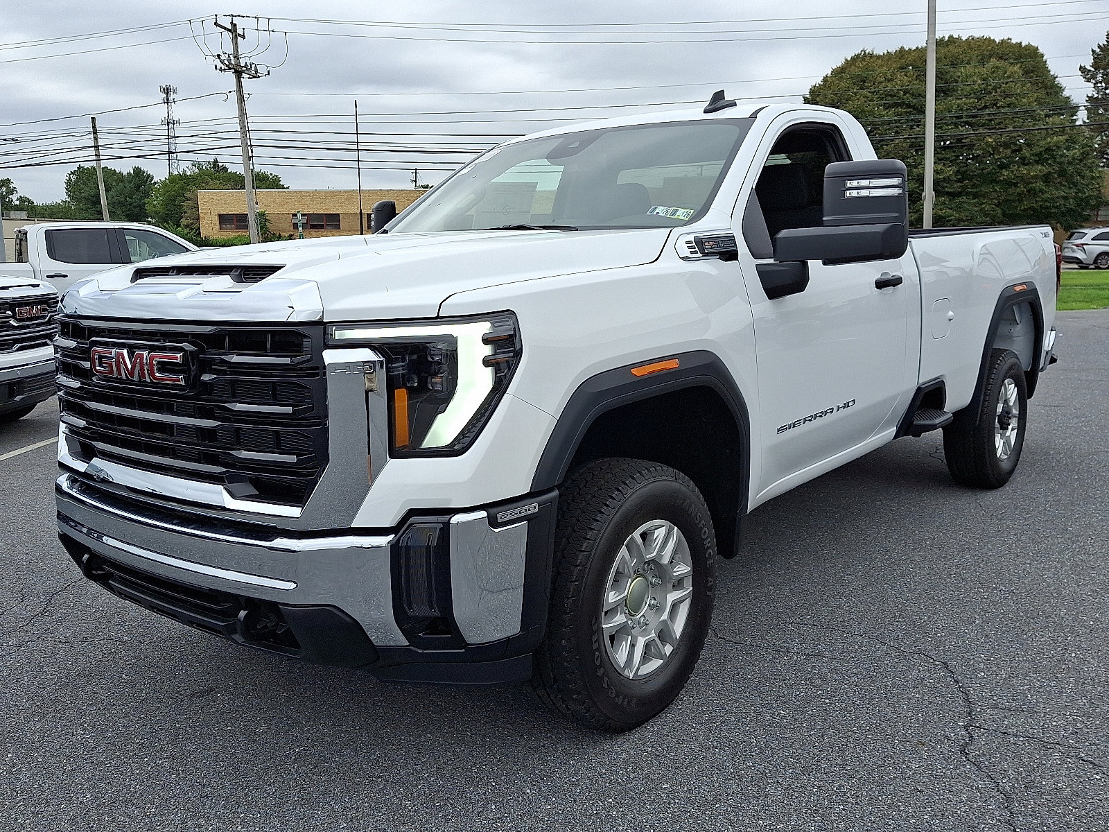 New 2025 GMC Sierra 2500 Pro w/ Convenience Package image 2