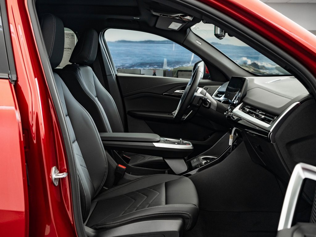 New 2026 BMW X2 xDrive28i w/ Convenience Package image 24