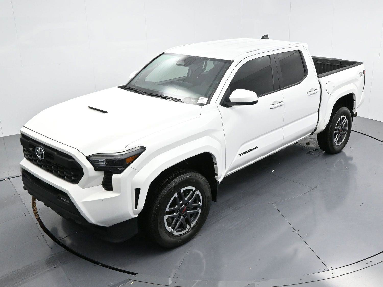 Used 2024 Toyota Tacoma TRD Sport image 37