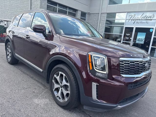 Used 2020 Kia Telluride EX AWD/4WD image 3