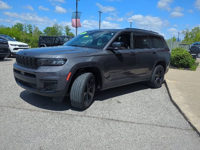 Certified 2023 Jeep Grand Cherokee L Laredo AWD/4WD image 5