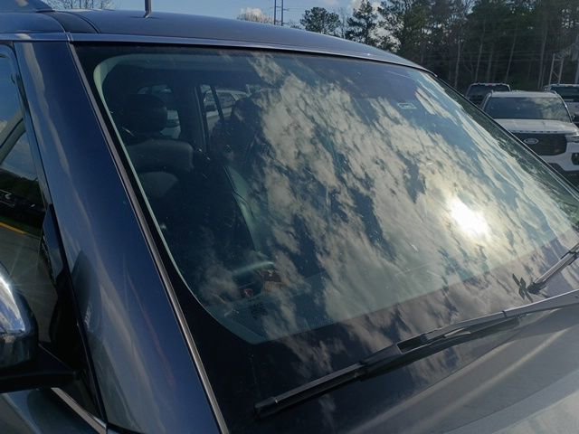 Used 2020 Nissan Armada SL w/ Premium Package image 11