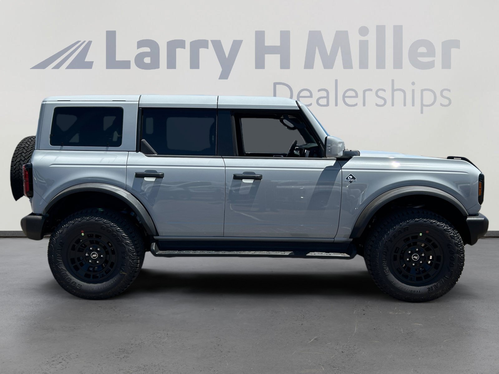 New 2026 Ford Bronco Outer Banks w/ Sasquatch Package AWD/4WD image 6
