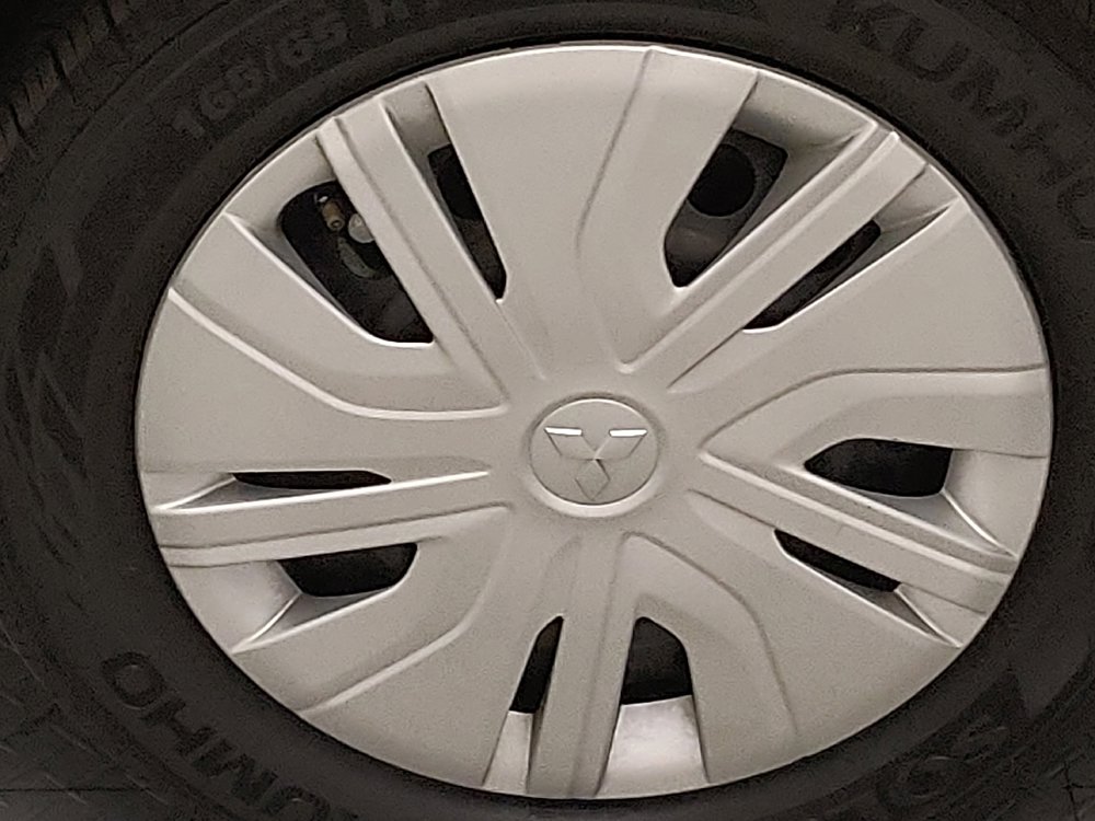 Used 2024 Mitsubishi Mirage LE FWD image 31