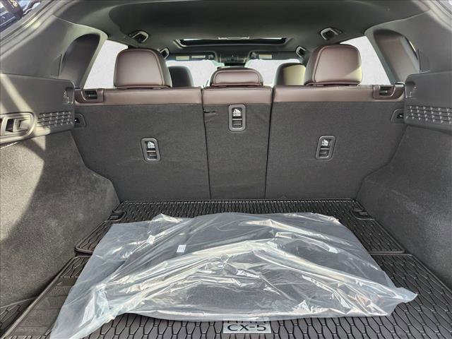 New 2025 MAZDA CX-5 Signature image 21