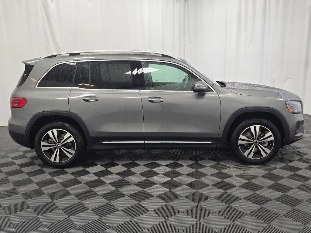 New 2026 Mercedes-Benz GLB 250 4MATIC image 7