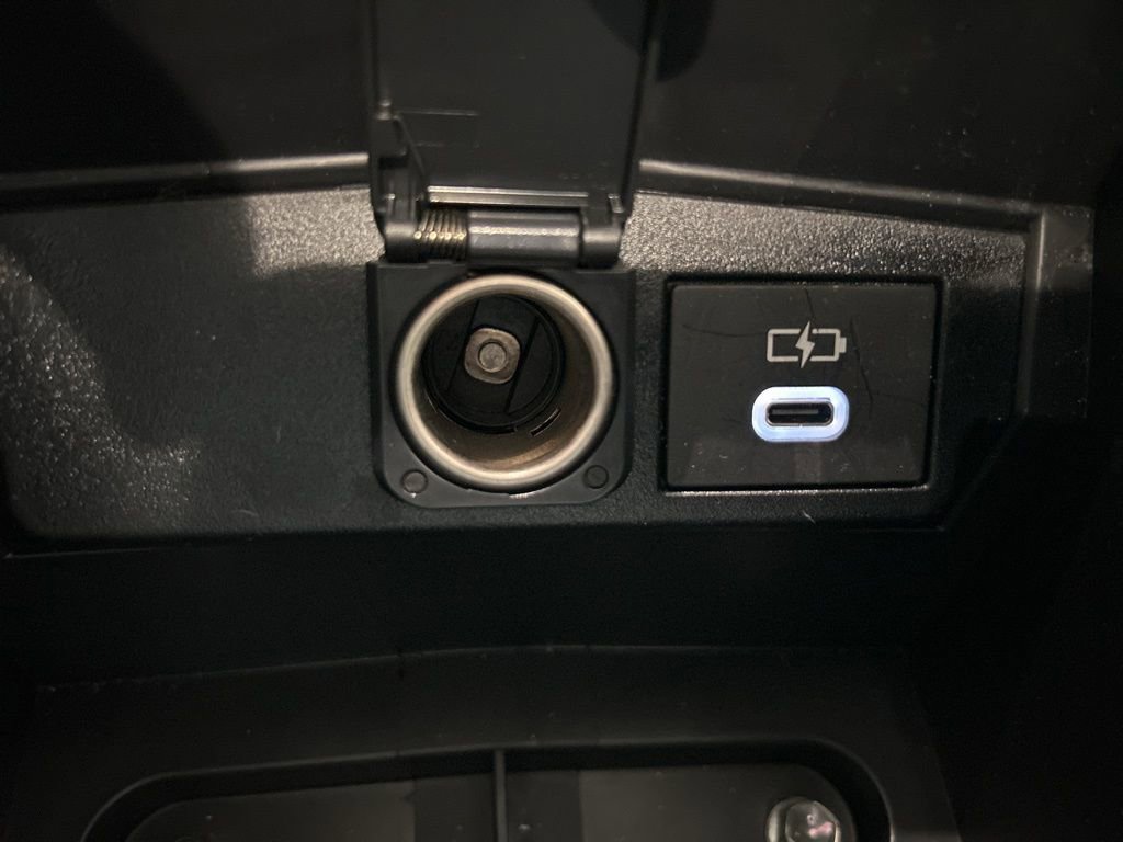 Used 2024 Toyota Corolla LE FWD image 29