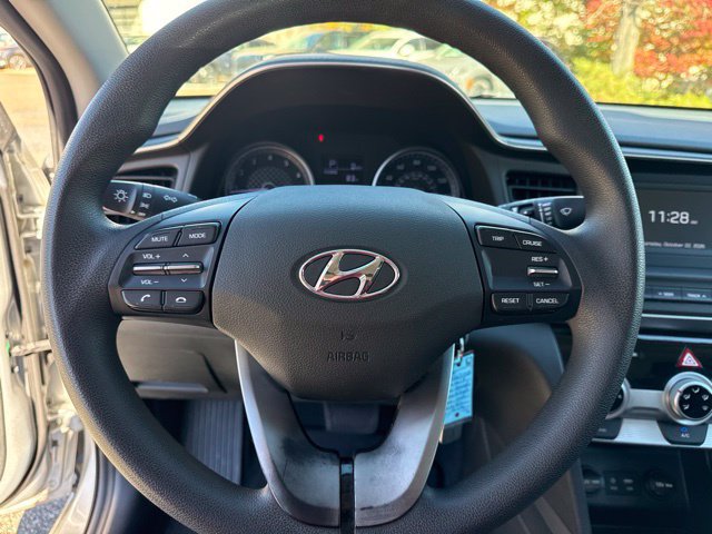 Used 2019 Hyundai Elantra SE w/ Cargo Package FWD image 15