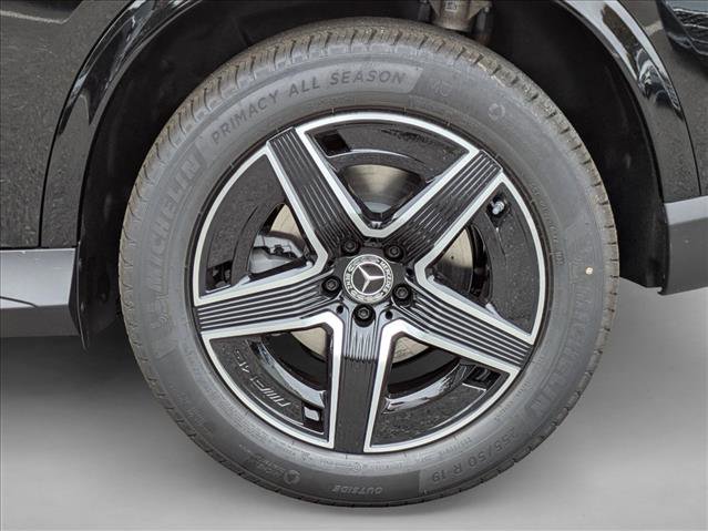 Certified 2026 Mercedes-Benz GLC 300 image 11