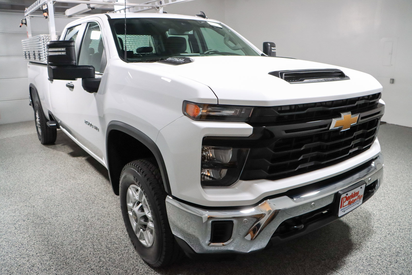Used 2025 Chevrolet Silverado 2500 W/T w/ WT/CX Safety Package image 5