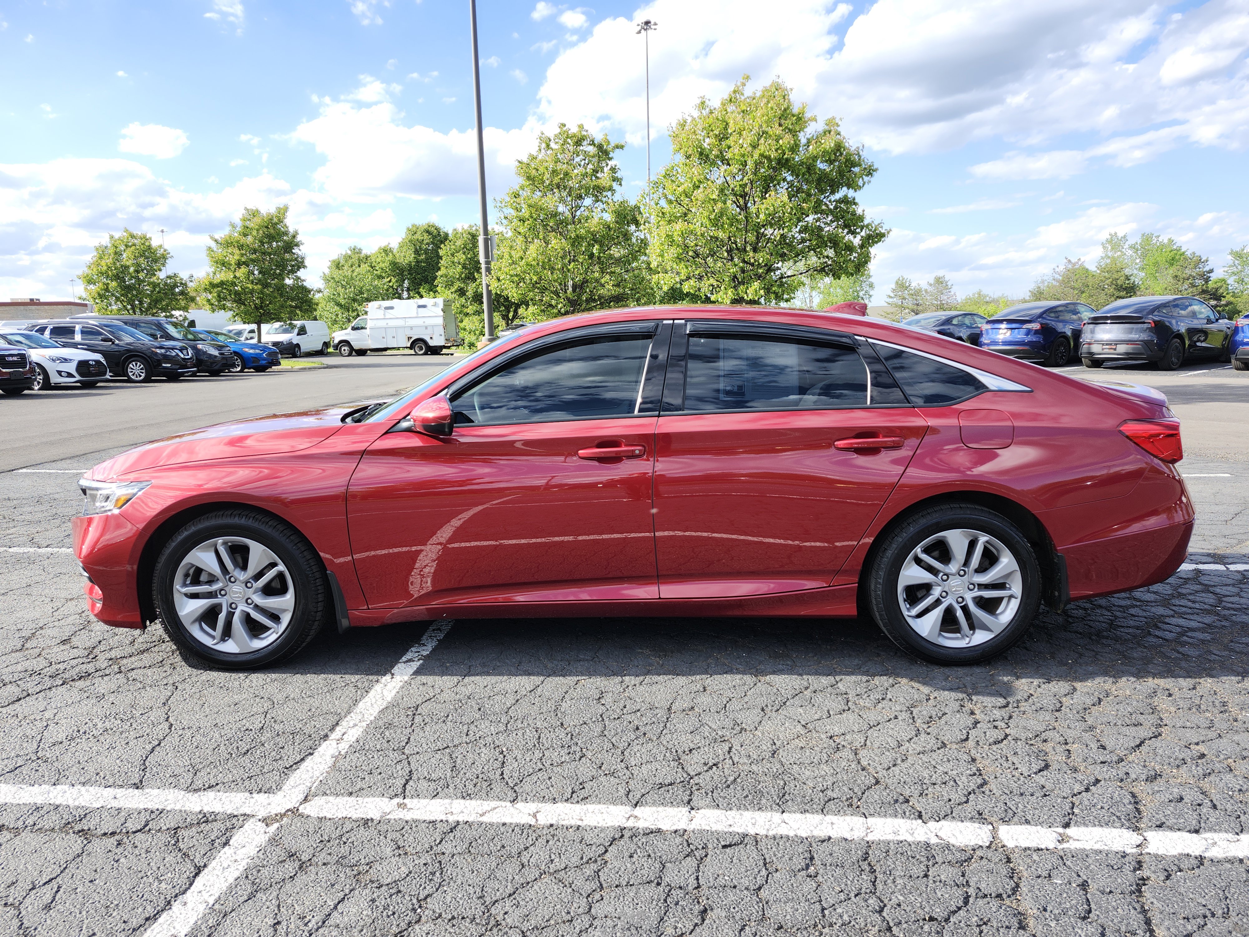 Used 2018 Honda Accord LX image 12