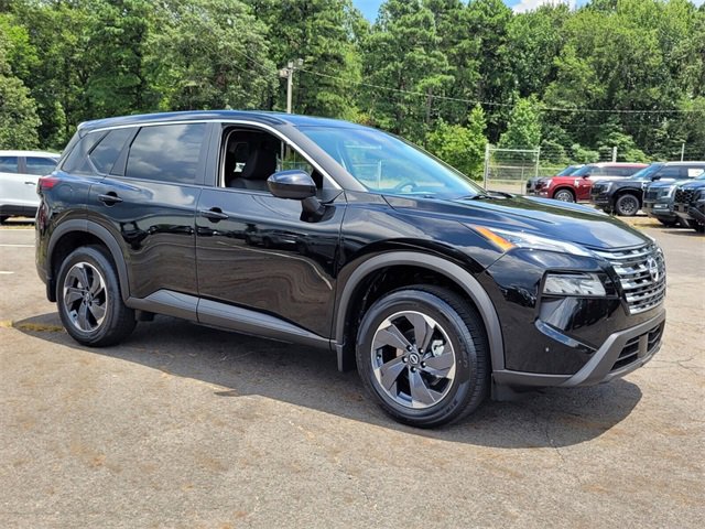 New 2025 Nissan Rogue SV image 2