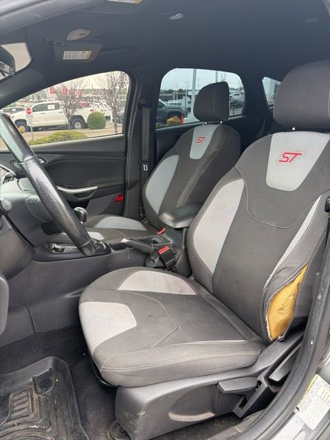 Used 2018 Ford Focus ST FWD image 19