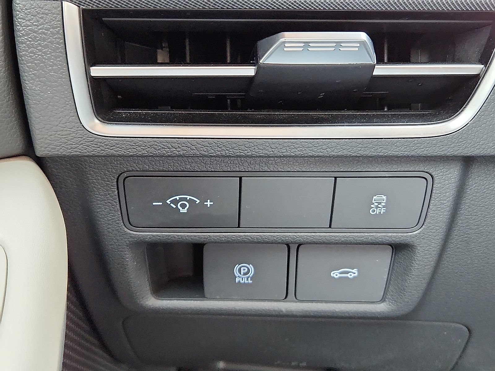 Used 2025 Hyundai Sonata SEL FWD image 14