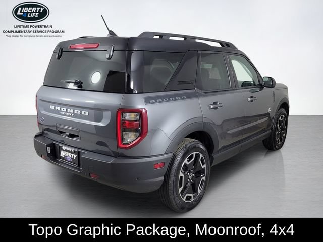 Used 2024 Ford Bronco Sport Outer Banks w/ Tech Package AWD/4WD image 3