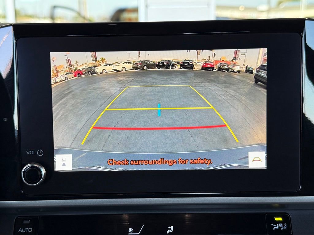 Certified 2025 Toyota Camry SE image 35