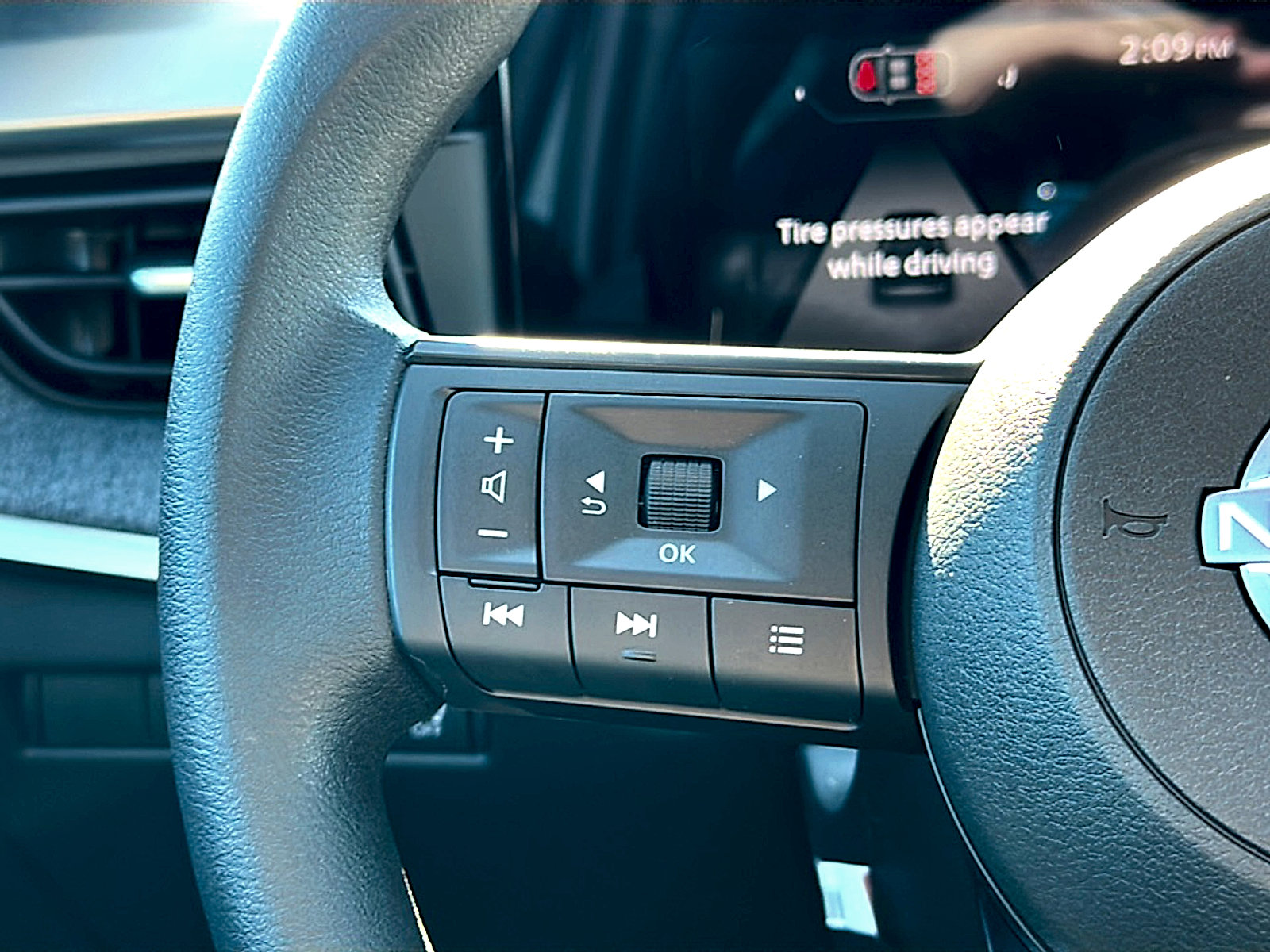 New 2026 Nissan Kicks SV w/ SV Premium Package image 20