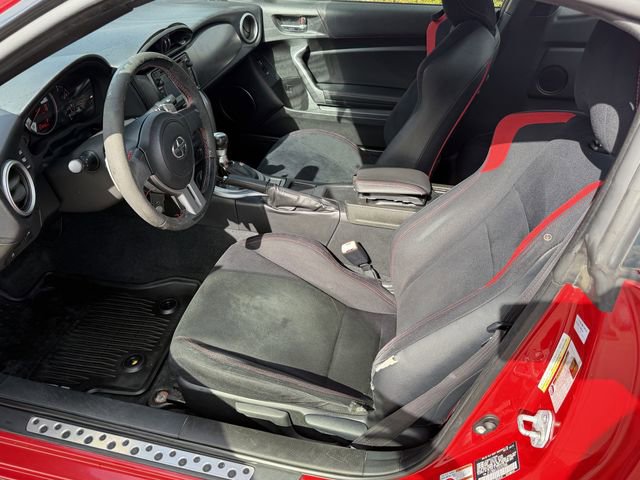 Used 2014 Scion FR-S image 17