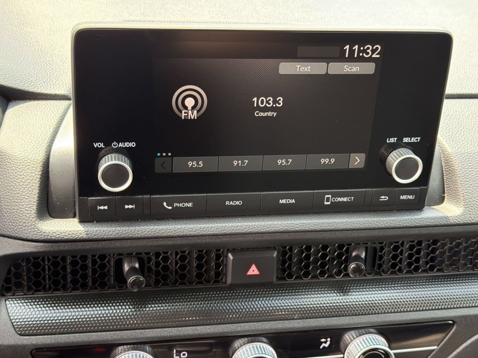 Used 2025 Honda CR-V LX image 21