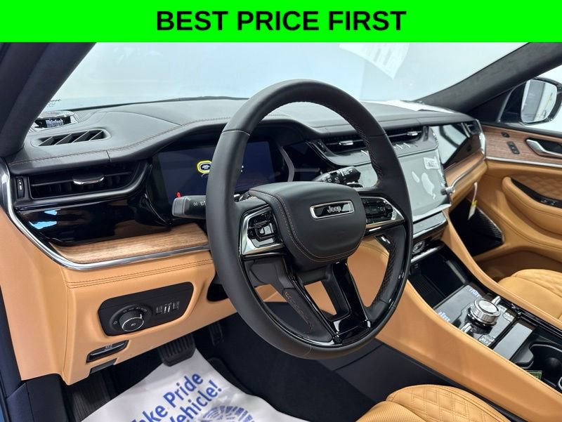 New 2026 Jeep Grand Cherokee L Summit w/ Advanced Protech Group IV AWD/4WD image 25