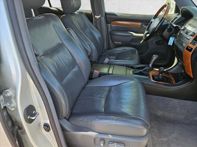 Used 2004 Lexus GX 470 AWD/4WD image 19