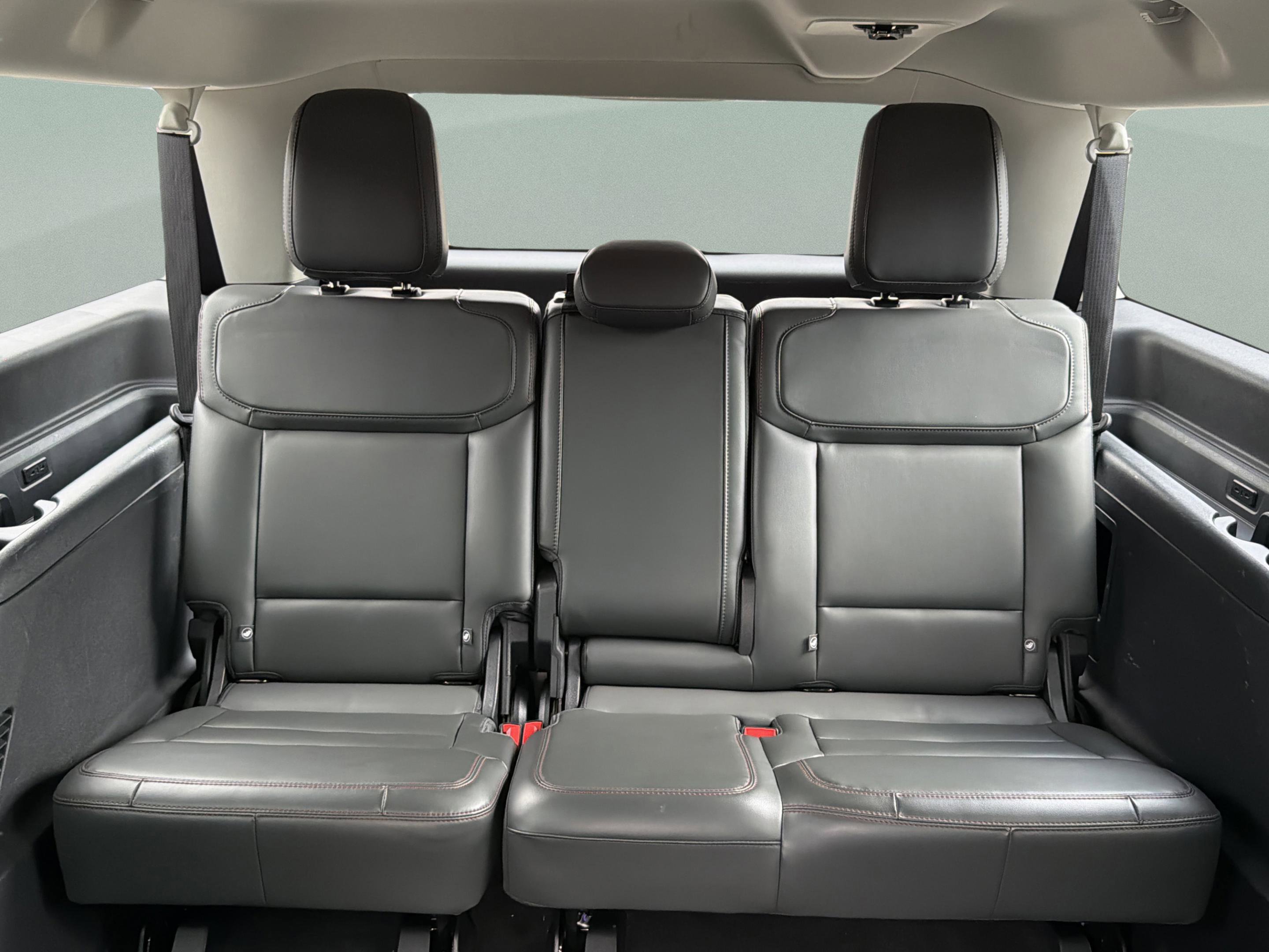 Used 2025 Ford Expedition Max Active image 32