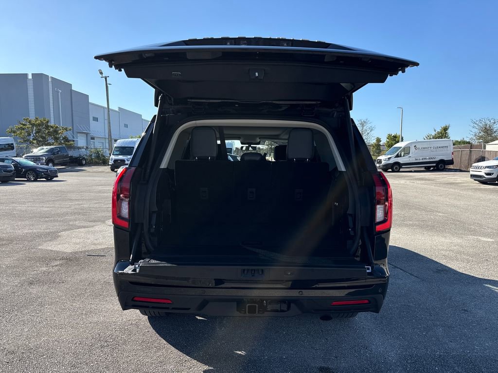 Certified 2025 Ford Expedition Active image 30