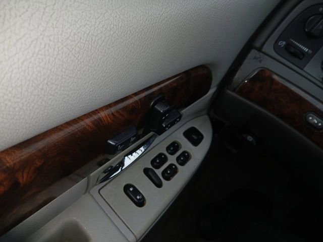 Used 2005 Mercury Grand Marquis LS image 15