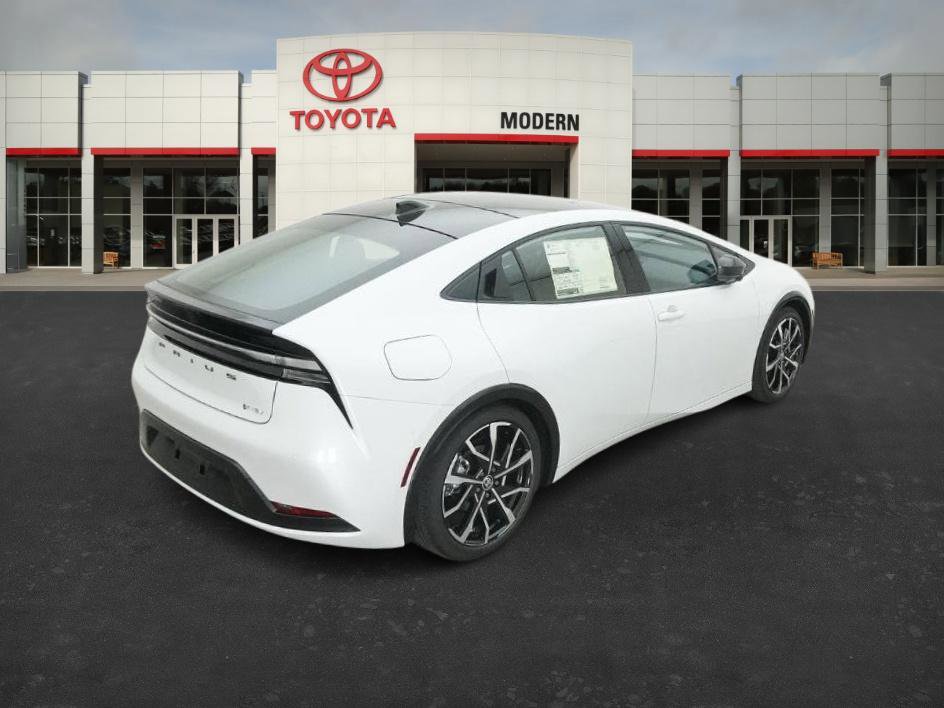 New 2026 Toyota Prius Plug-In Hybrid FWD image 22