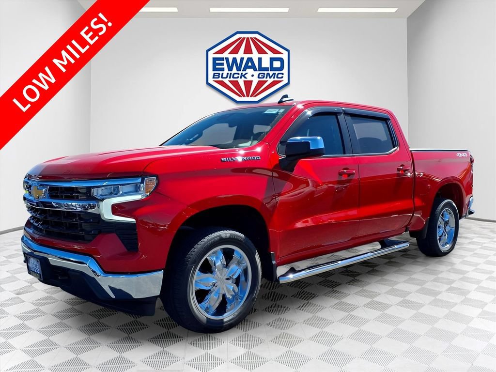 Used 2024 Chevrolet Silverado 1500 LT w/ LPO, Dark Essentials Package