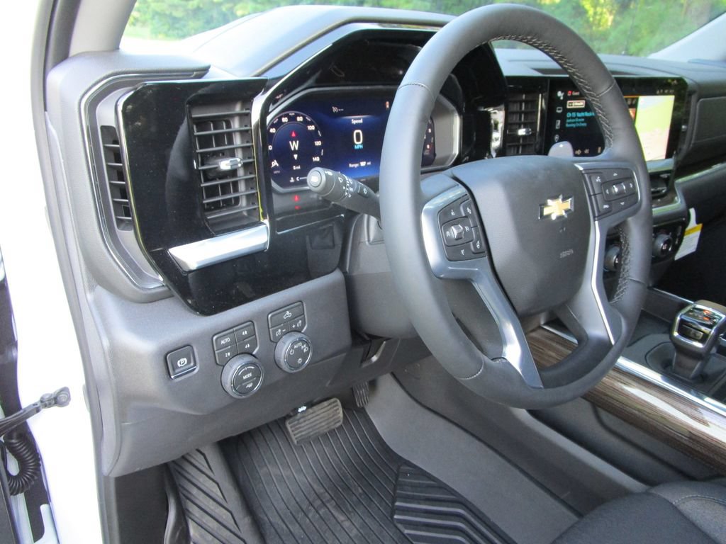 New 2026 Chevrolet Silverado 1500 LT AWD/4WD image 29