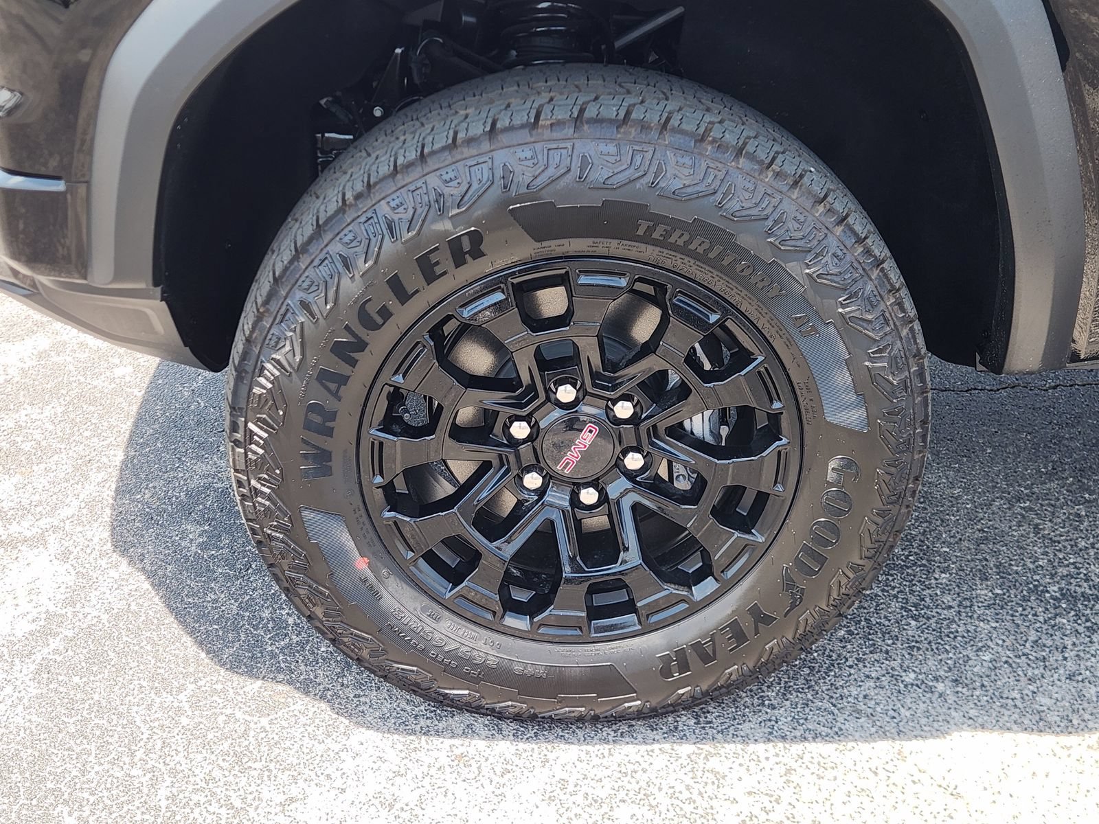New 2026 GMC Canyon Elevation w/ Convenience Package RWD image 14