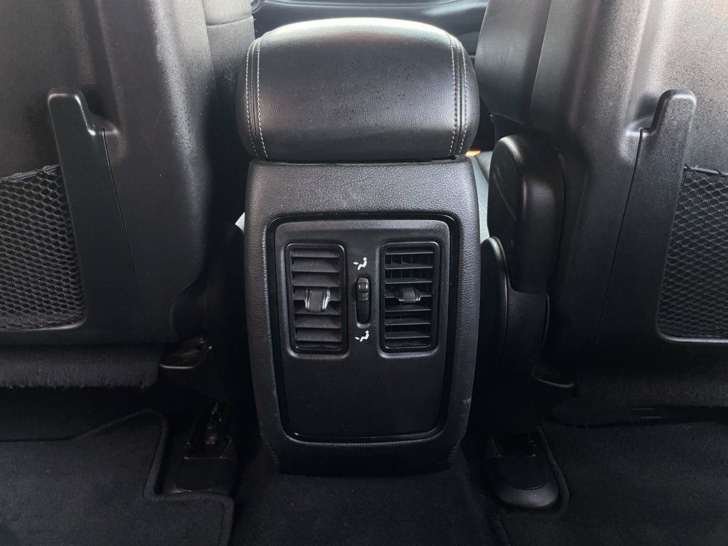 Used 2022 Dodge Durango GT image 31