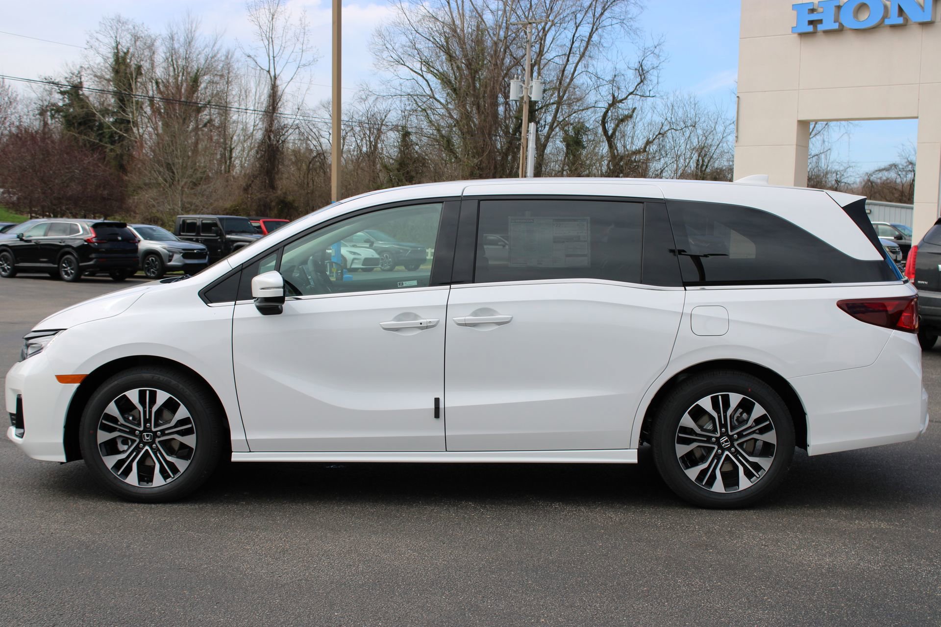 New 2026 Honda Odyssey Elite image 12