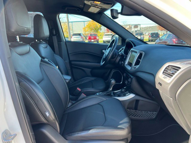Used 2021 Jeep Compass Latitude AWD/4WD image 11