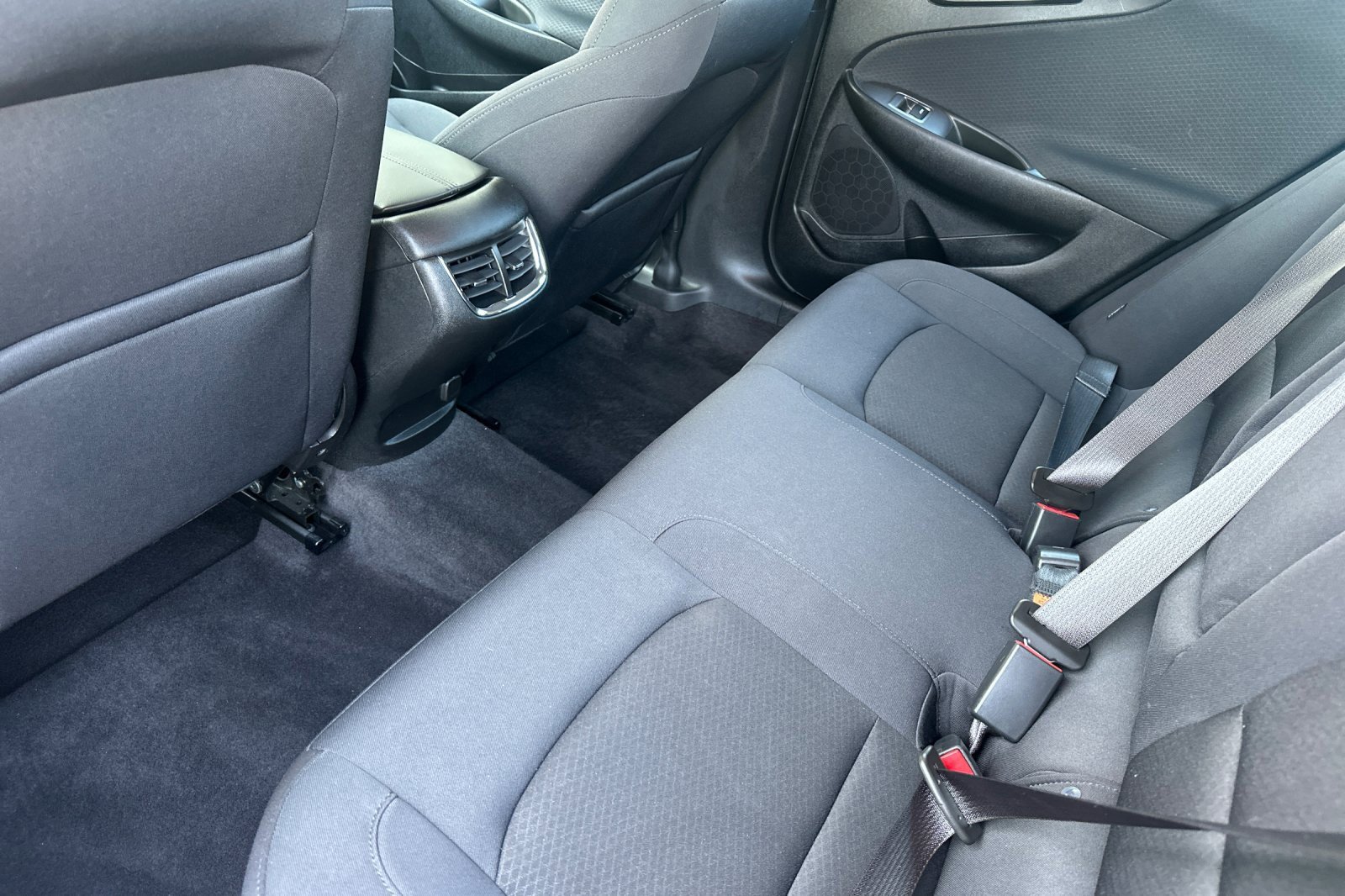 Used 2022 Chevrolet Malibu LT image 11