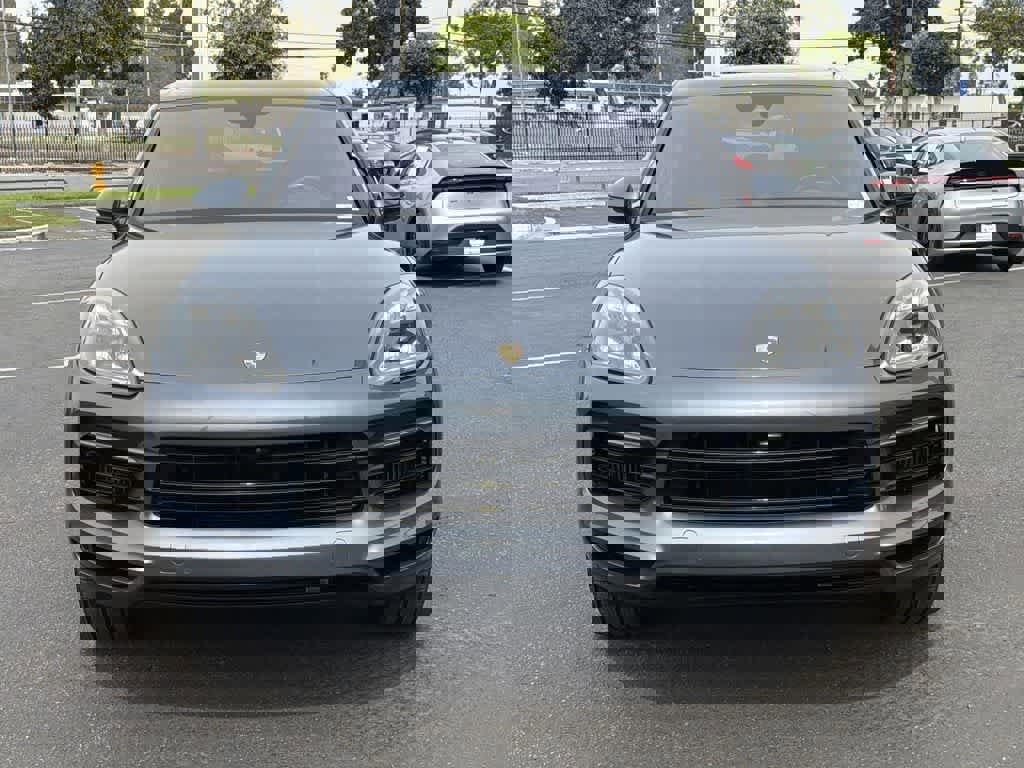 Used 2019 Porsche Cayenne S image 2