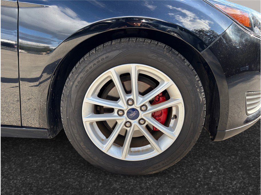 Used 2017 Ford Focus SE image 12