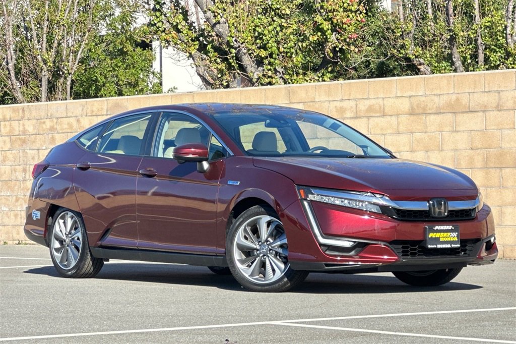 Certified 2021 Honda Clarity Plug-In Hybrid image 2